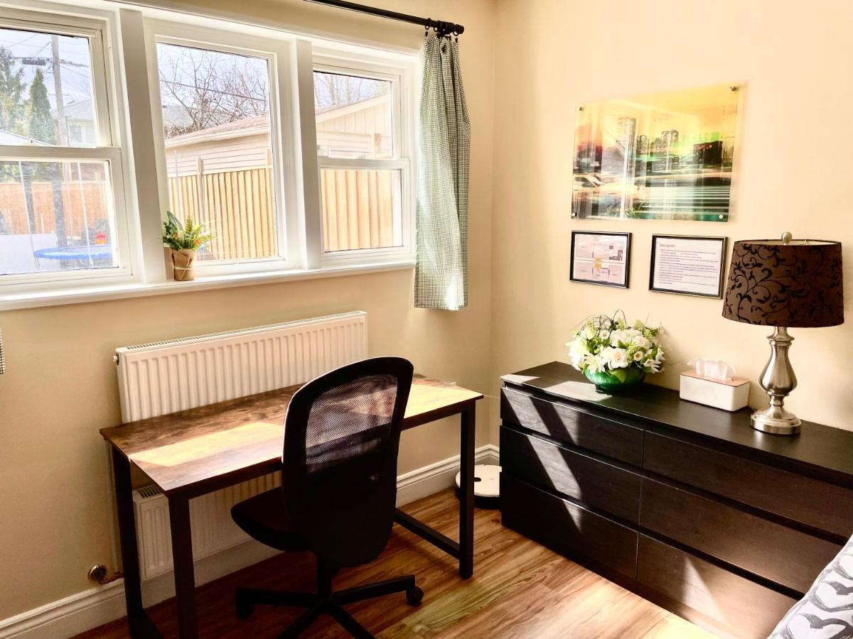 Perfect Home-Private Washrooms,Free Parking,High Speed Net Торонто Екстериор снимка