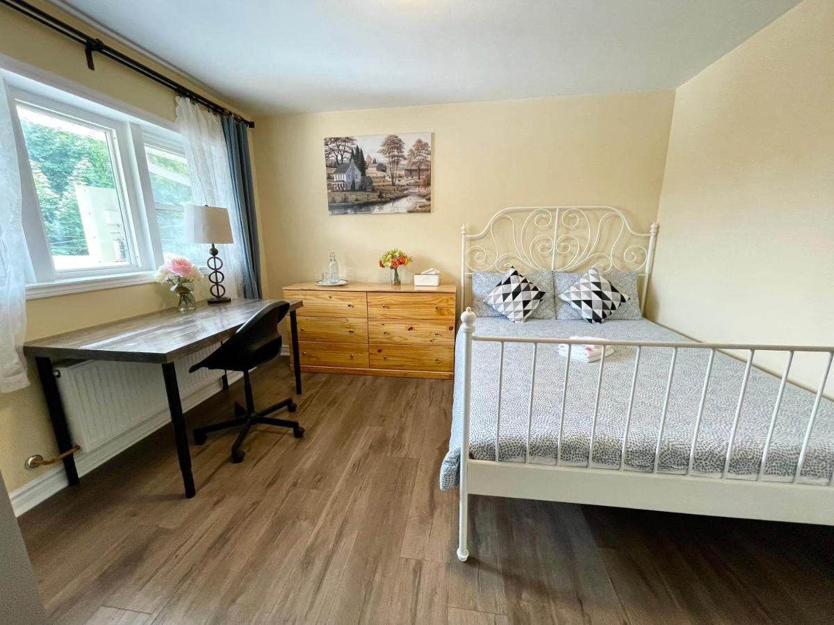 Perfect Home-Private Washrooms,Free Parking,High Speed Net Торонто Екстериор снимка